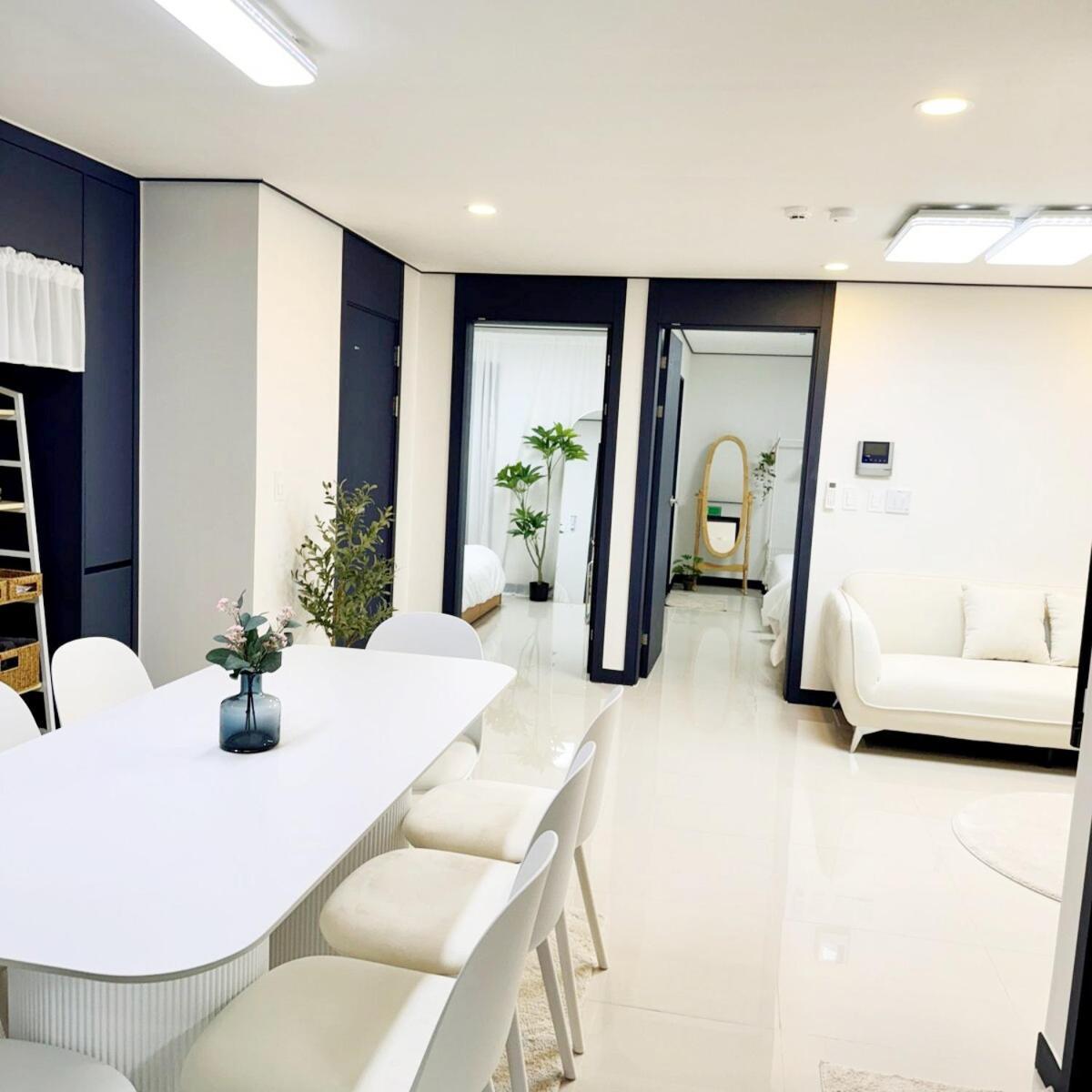 Apartment Sky House, *