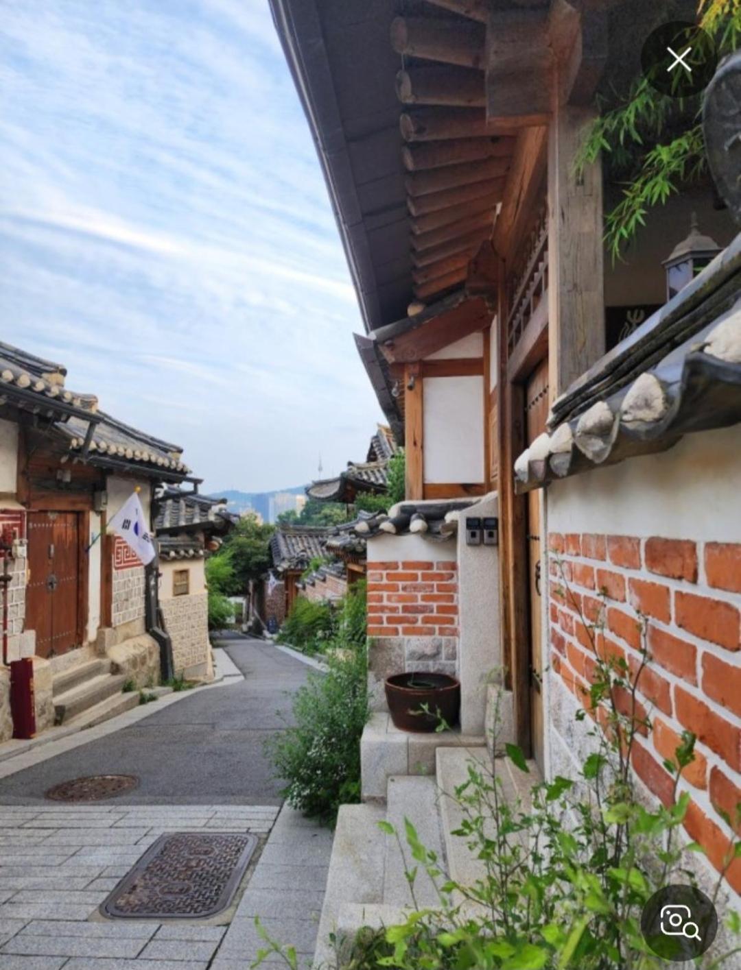 Apartment Sky House, Seoul
